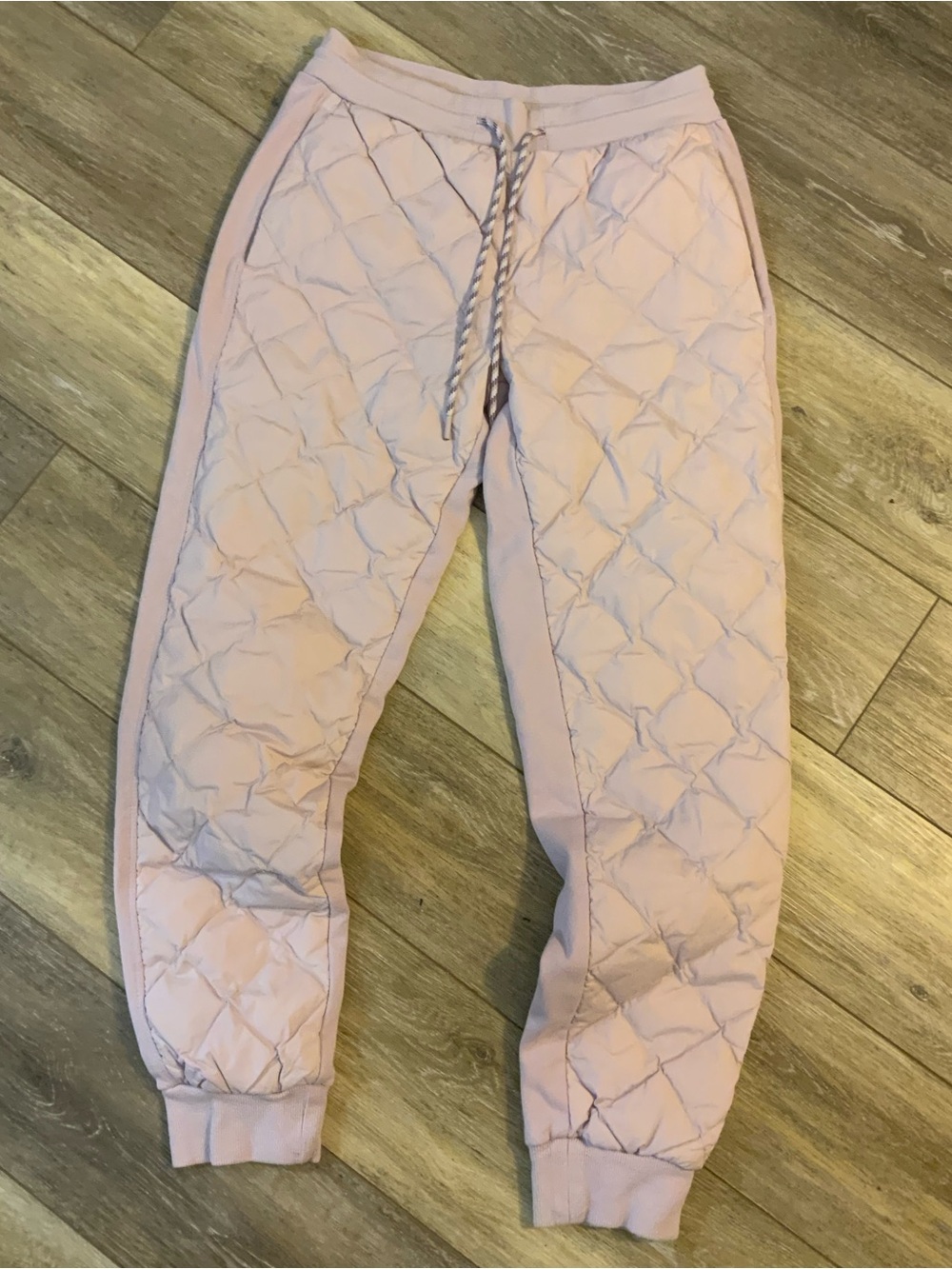 Athleta Quilted Apres Ski Down Light Pink Joggers . Size 4